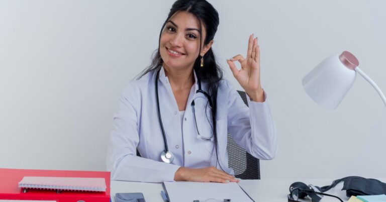 best ladies doctor in indore
